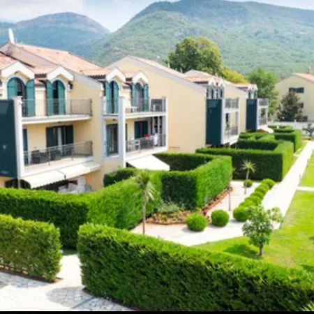 Deluxe Lastva Budva