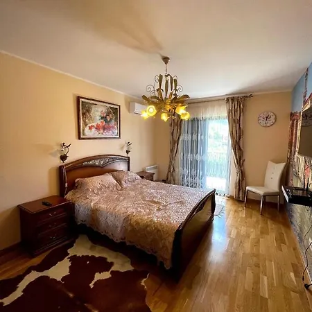 Apartment Deluxe Lastva Budva