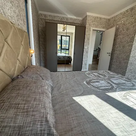 Deluxe Lastva * Budva